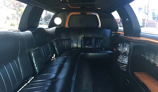 Lincoln Town Car Stretch Limousine